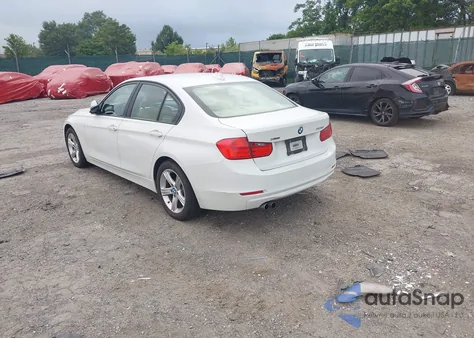 2013 BMW 328I xDrive z USA, uszkodzony, nr VIN WBA3B5G52DNS02852